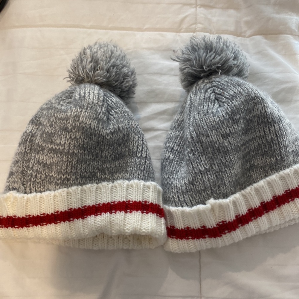 Winter hat bundle - Picture 4 of 6